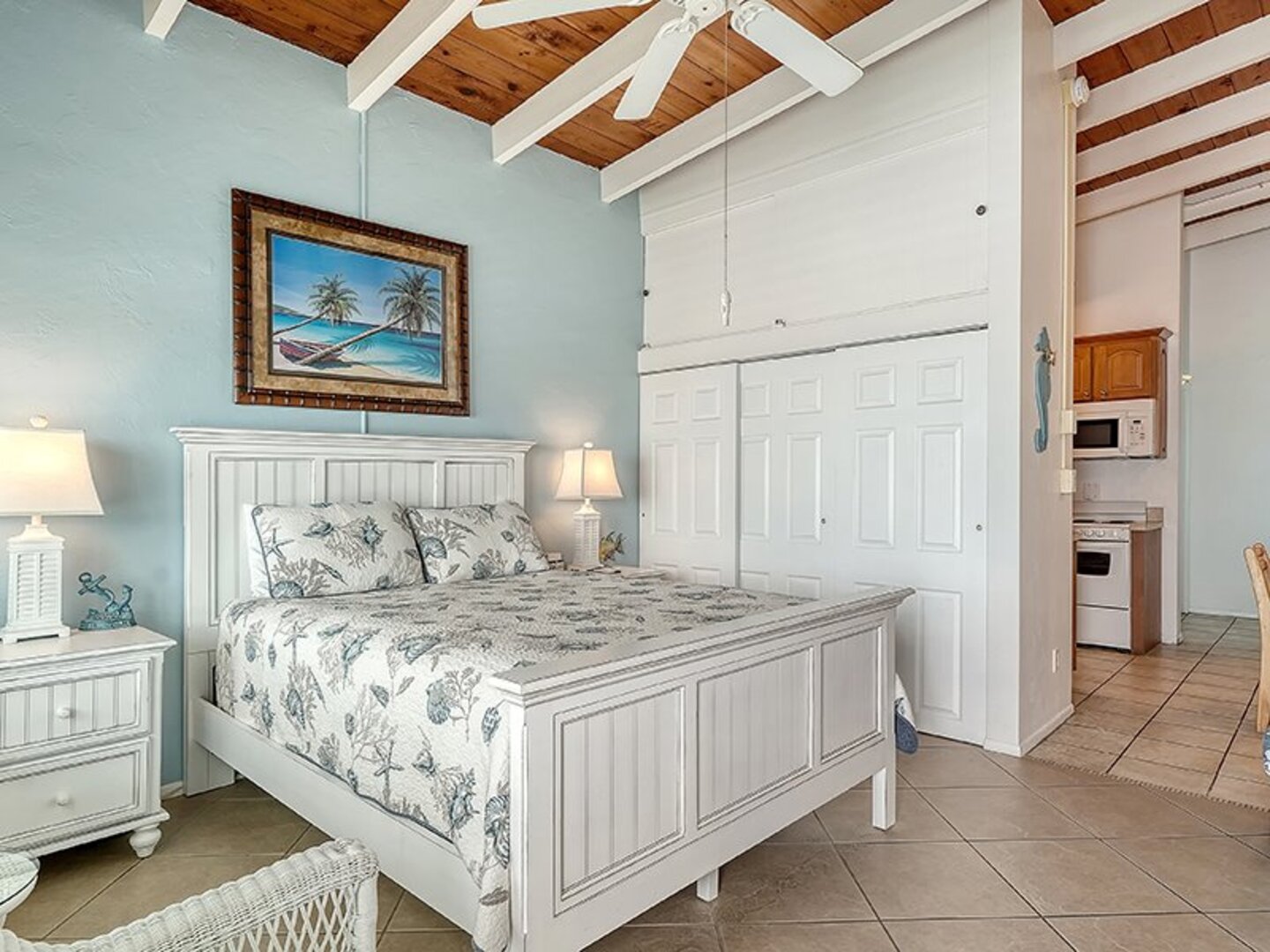 Unit 24 in Siesta Key, FL